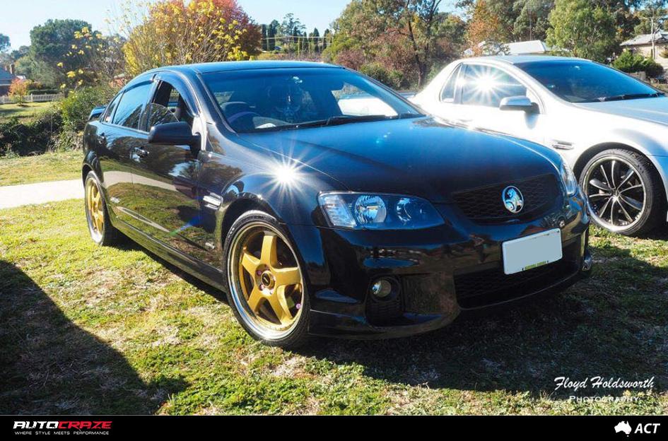 HOLDEN-COMMODORE-FR